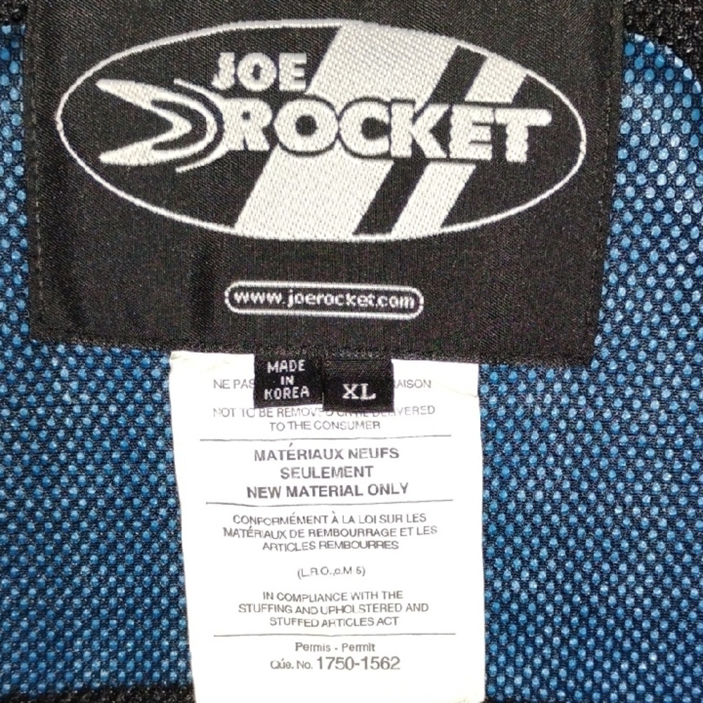 Men's Gray and Black Jacket - Picture 4 of 5